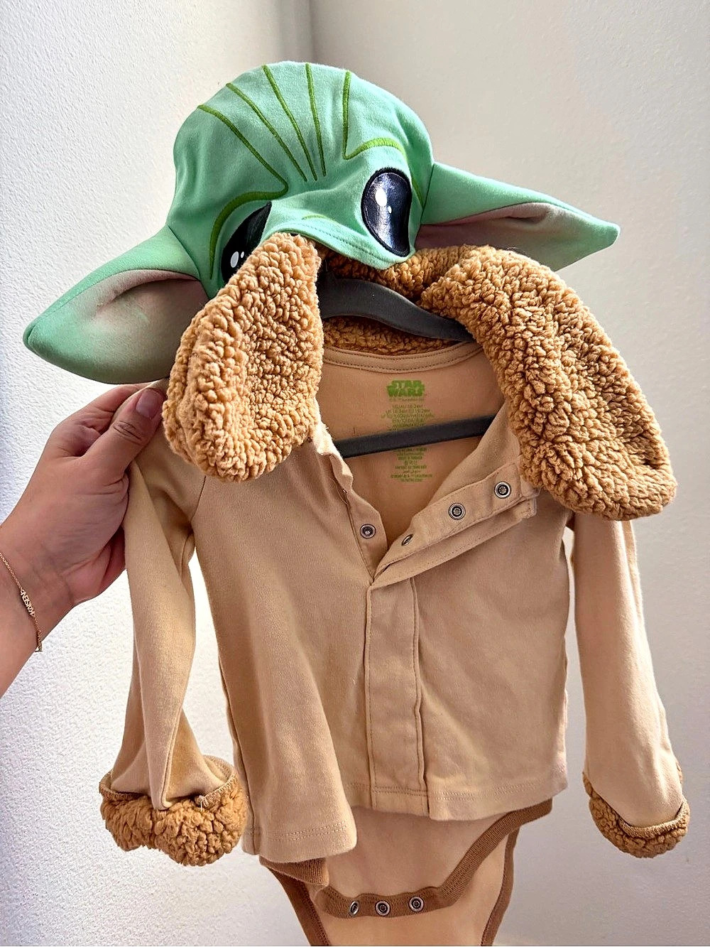Disney Star Wars Grogu Costume Bodysuit size 18 months—only onesie and hat